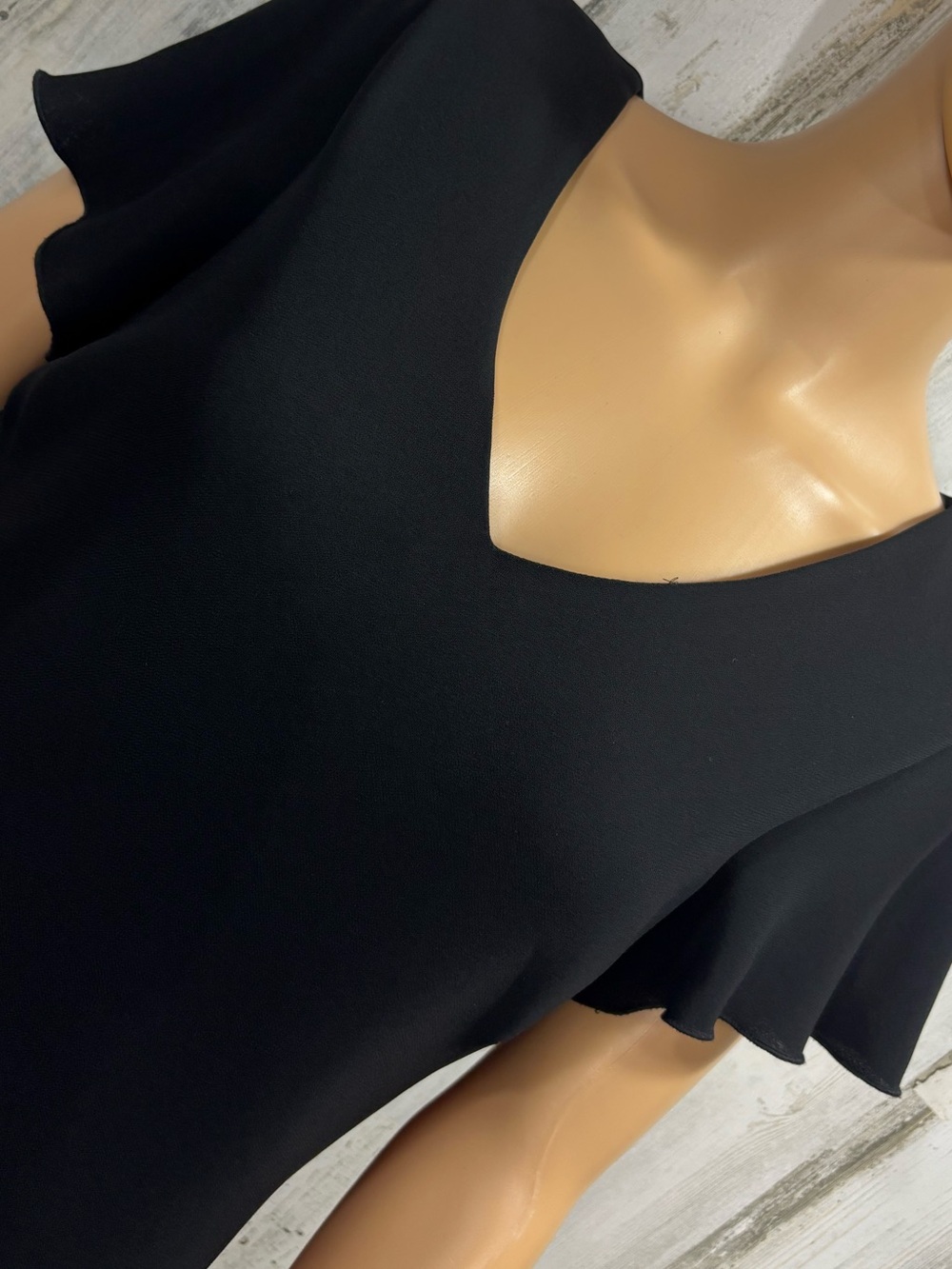 SL Fashions Black V-Neck Flutter Sleeve Midi Dress - Picture 2 of 8